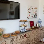 Lala Salama Panzió San Leone