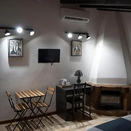 Lala Salama Bed & Breakfast *